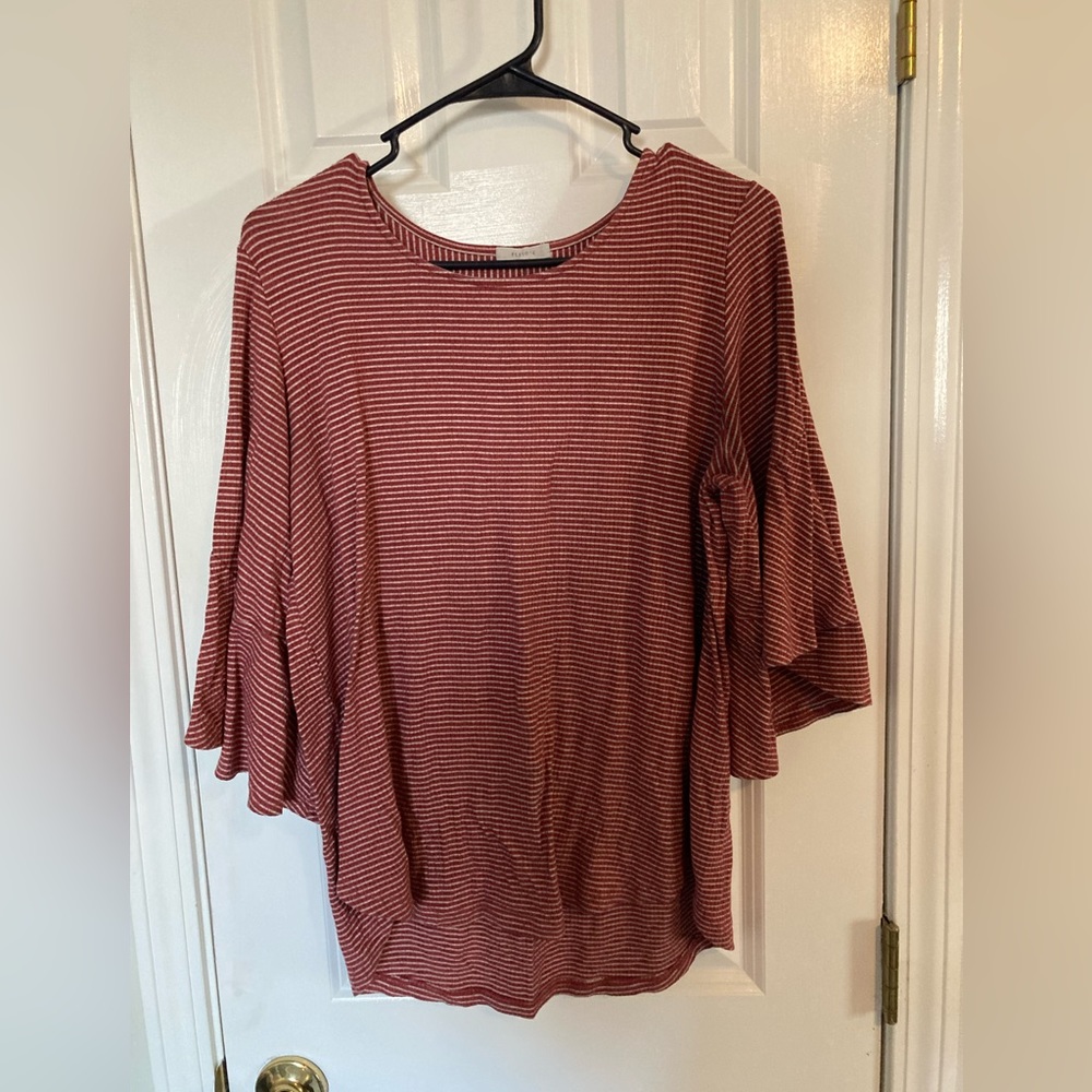 Beautiful red stripe top